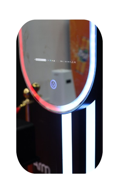 Photobooth animé en location en Moselle ! Rendez votre événement inoubliable et original !